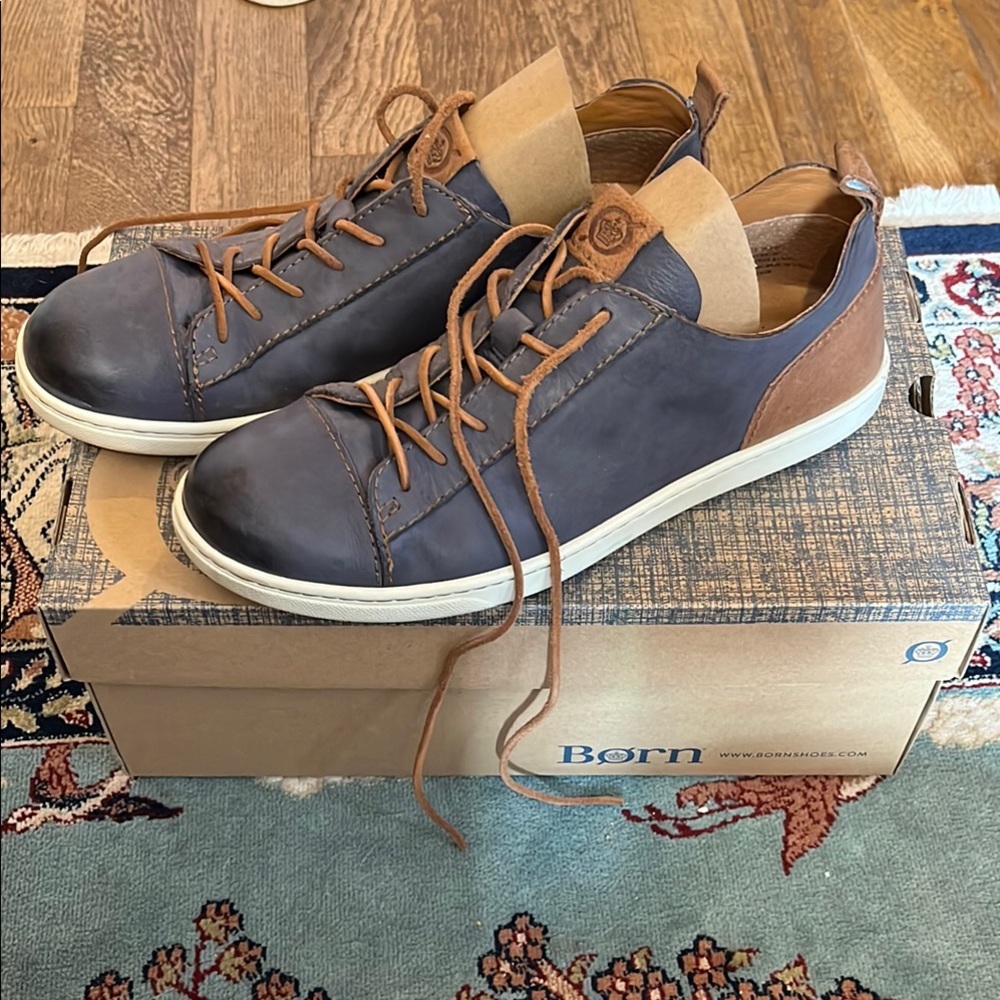 Men’s Leather Born Lace Up Shoes 10 WORN ONCE